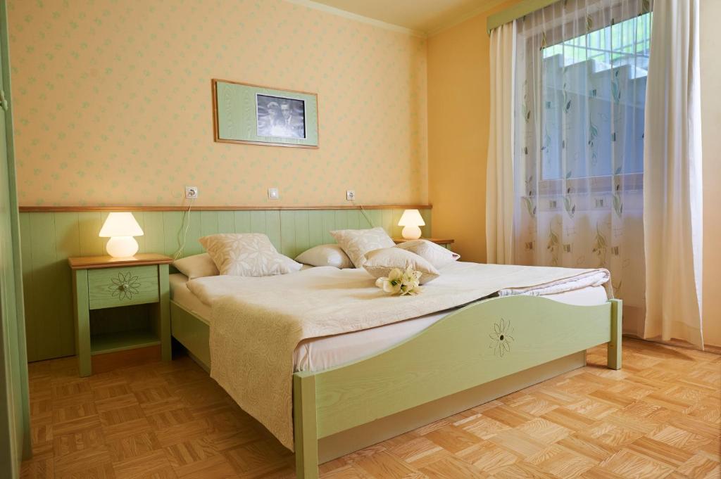 weekend in slovenia low cost